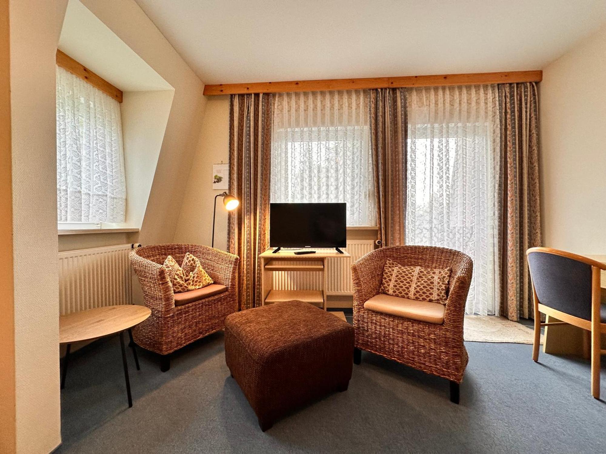 Pension Zum Loewen, Parkplatz, Fruehstueck, Wlan, Zentral Bad Steben Εξωτερικό φωτογραφία