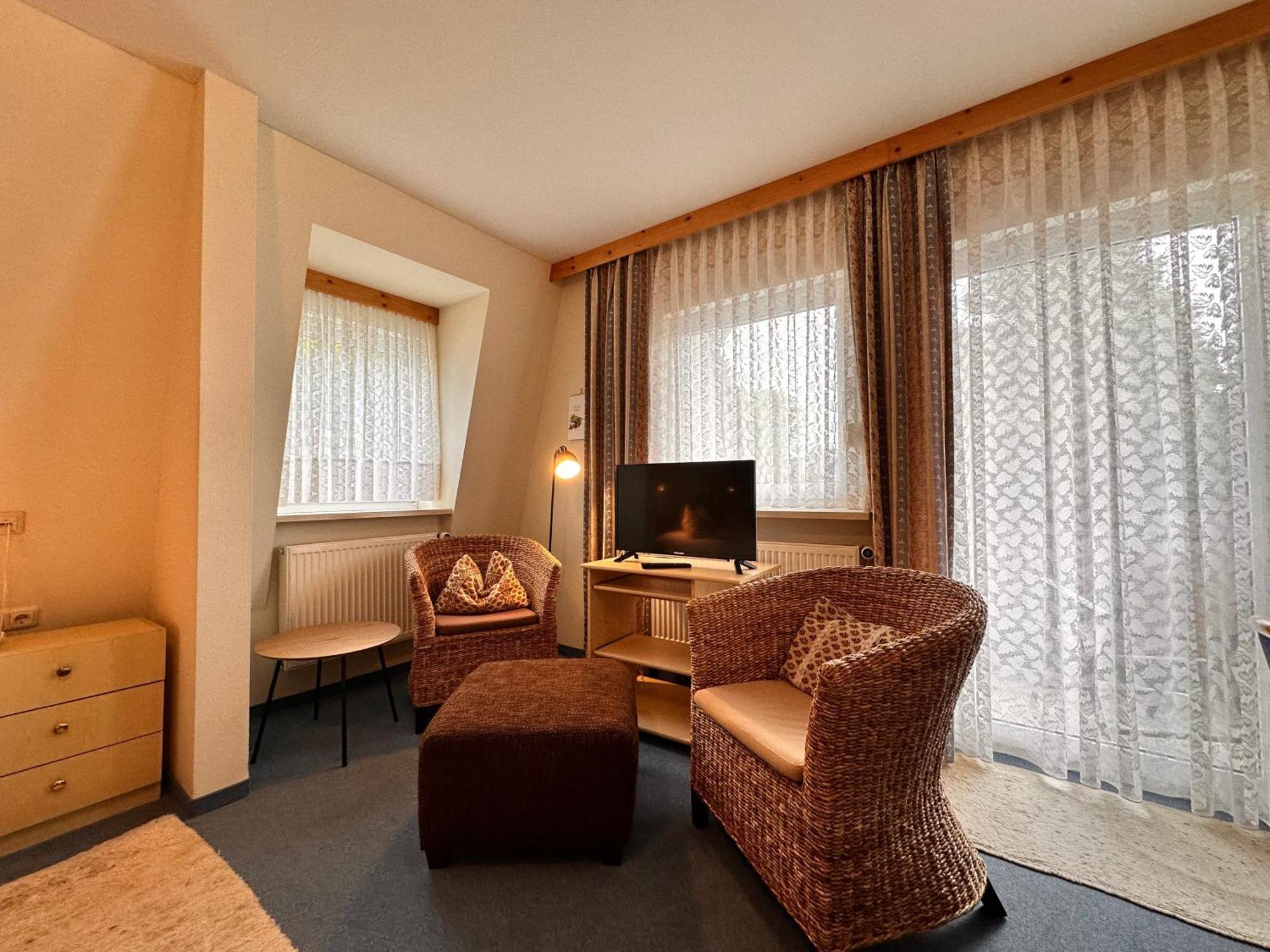 Pension Zum Loewen, Parkplatz, Fruehstueck, Wlan, Zentral Bad Steben Εξωτερικό φωτογραφία