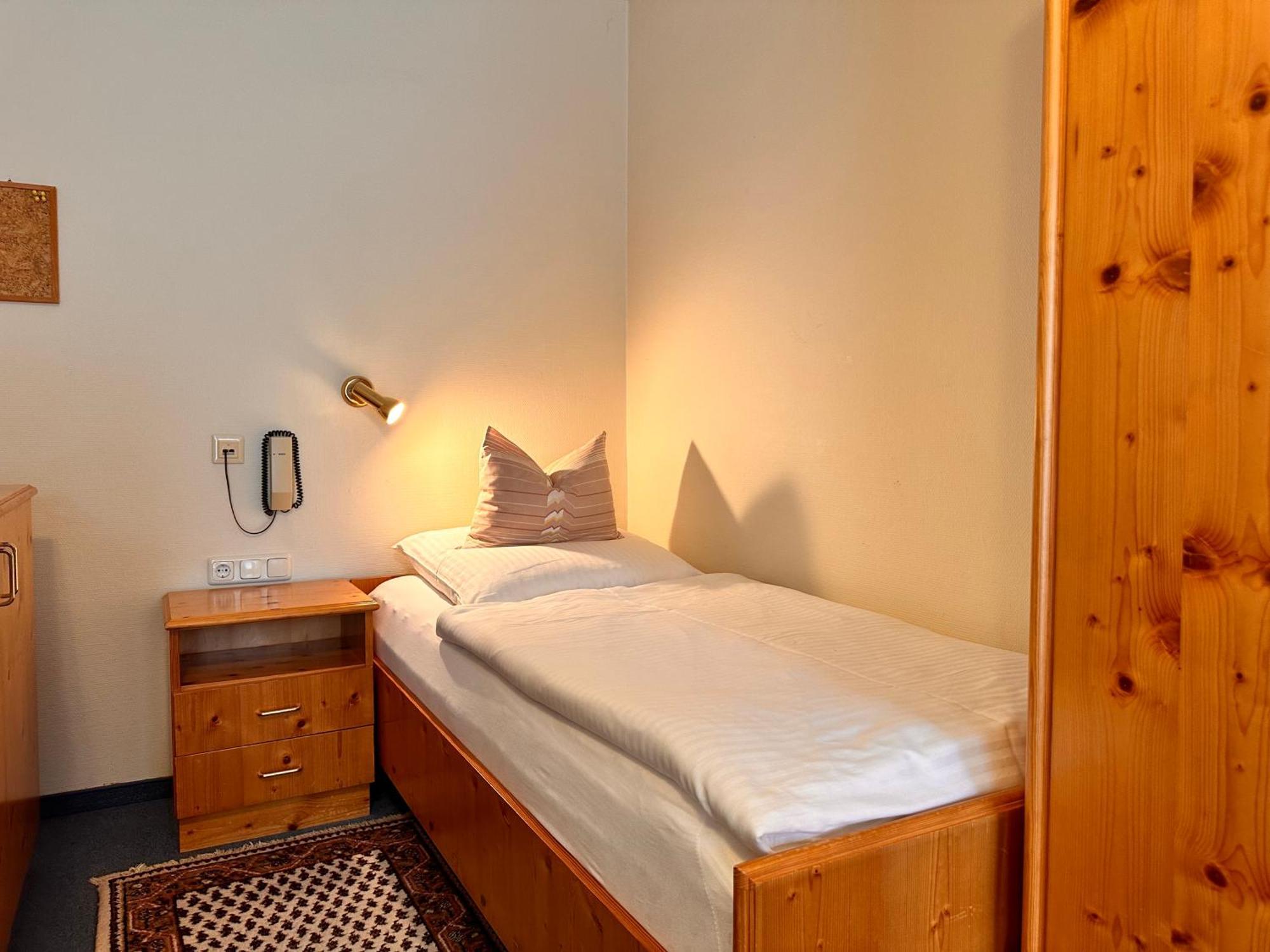 Pension Zum Loewen, Parkplatz, Fruehstueck, Wlan, Zentral Bad Steben Εξωτερικό φωτογραφία
