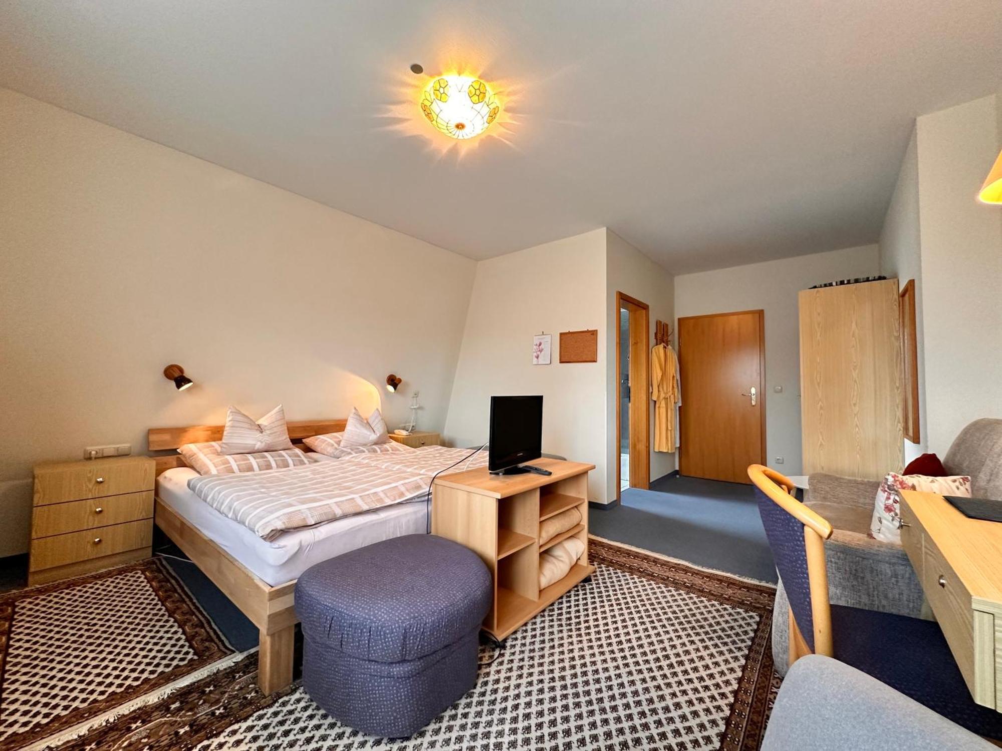 Pension Zum Loewen, Parkplatz, Fruehstueck, Wlan, Zentral Bad Steben Εξωτερικό φωτογραφία