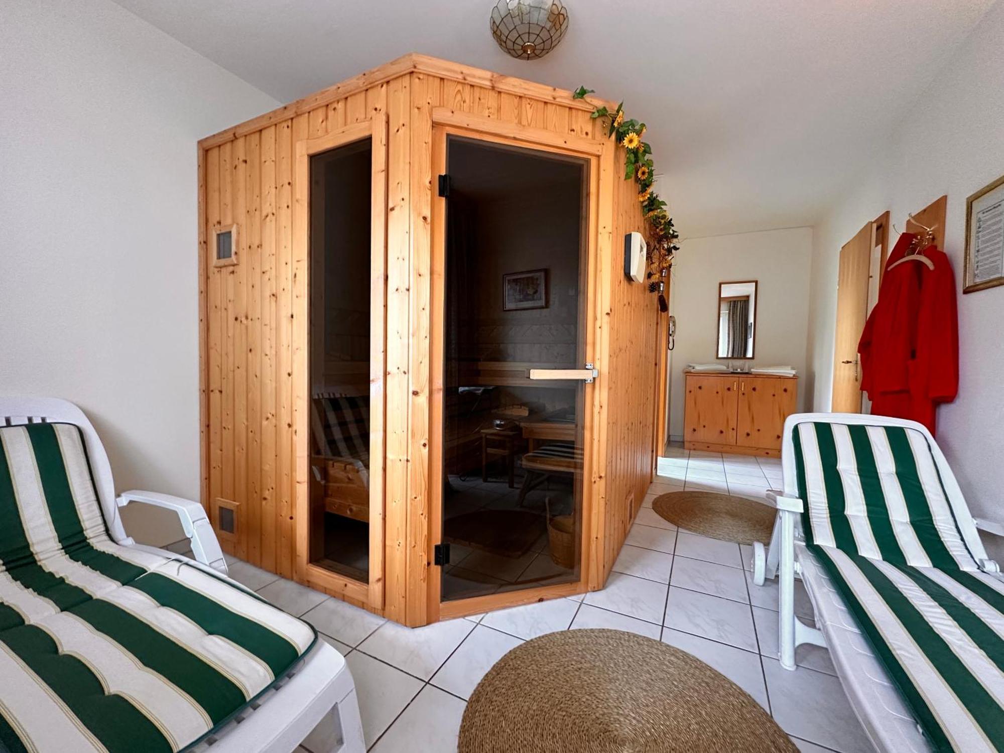 Pension Zum Loewen, Parkplatz, Fruehstueck, Wlan, Zentral Bad Steben Εξωτερικό φωτογραφία